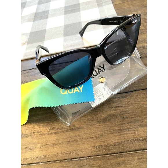 New QUAY Australia After Party Black Smoke - Picture 5 of 9